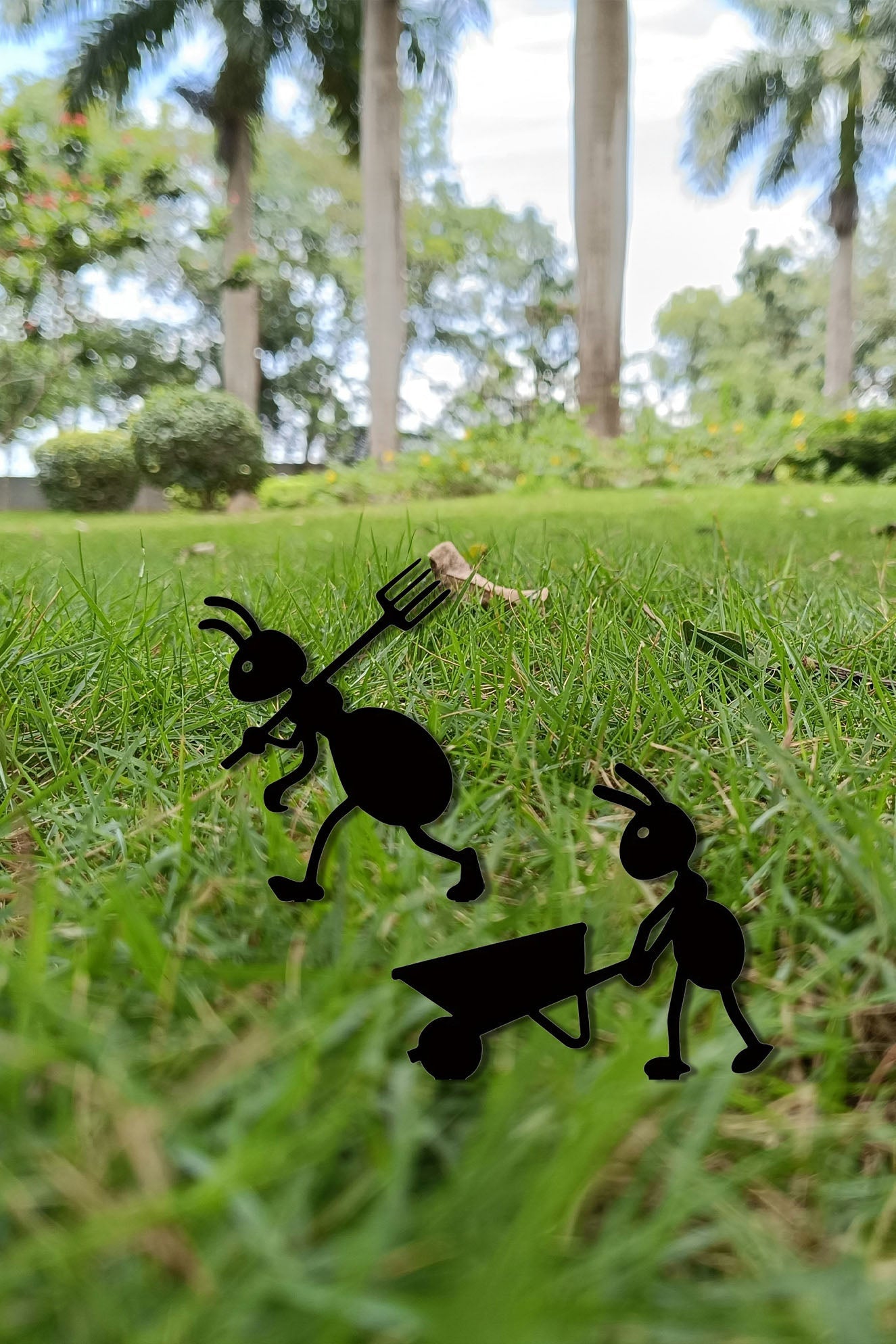 Decorative Iron Ant Garden Stake - Outdoor Metal Yard Art For Lawn,