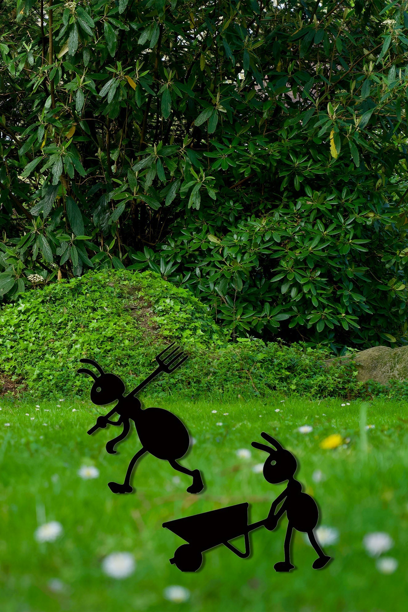 Decorative Iron Ant Garden Stake - Outdoor Metal Yard Art For Lawn,